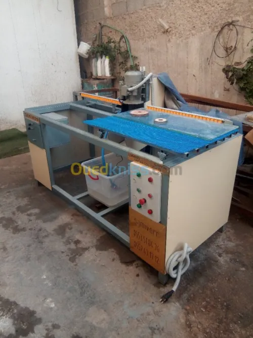 réctiligne à table pour verre 