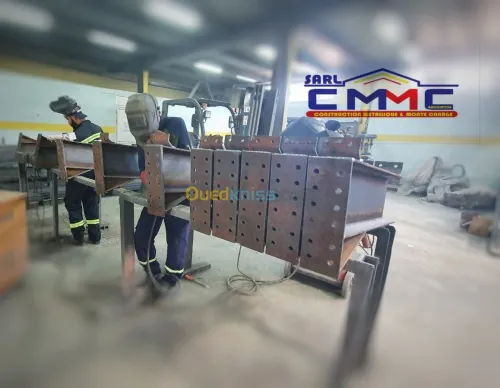 Hangar en charpente métallique clé en main هنقرات و هياكل معدنية
