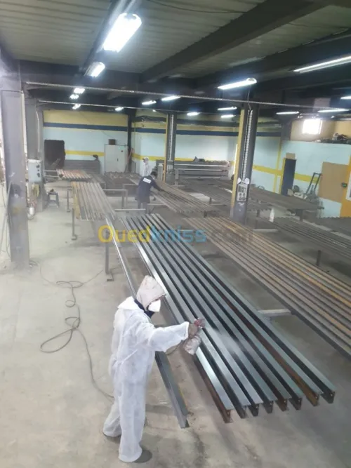 Hangar en charpente métallique clé en main هنقرات و هياكل معدنية