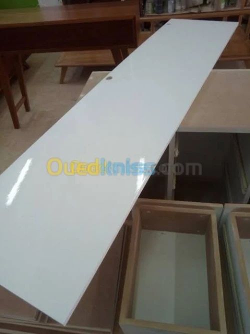 Vernisseur et peinture