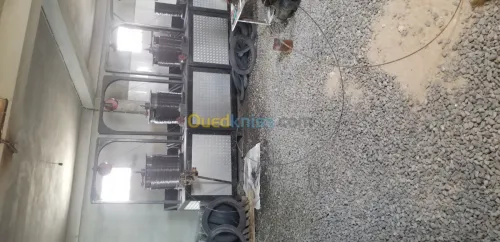 Fabrication fille d'attache et fille b