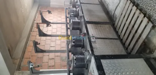 Fabrication fille d'attache et fille b