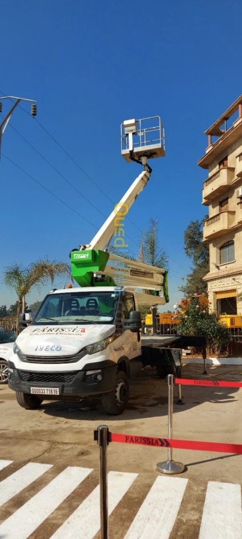 Location camion Nacelle 28m