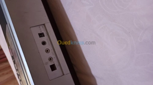 Synthétiseur de marque MEIKE