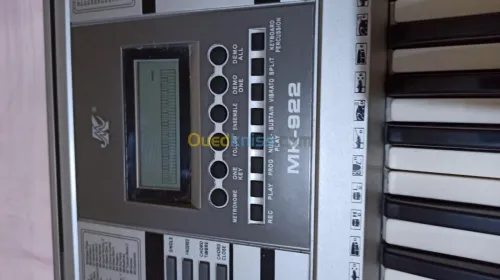 Synthétiseur de marque MEIKE