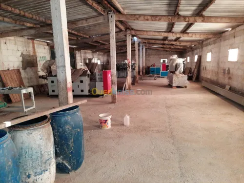 Location Hangar Boumerdes Larbatache