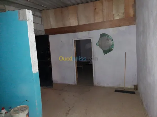 Location Hangar Boumerdes Larbatache