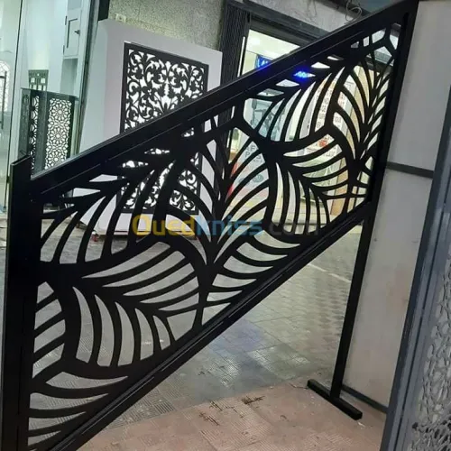 Décoration extérieure et intérieure.