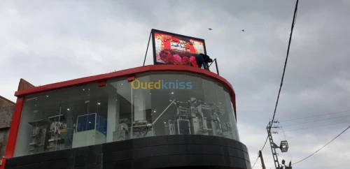 panneaux affichage LED شاشات العرض 
