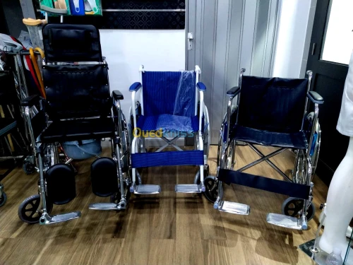 FAUTEUIL ROULANT BLEU PNEU GONFLABLE