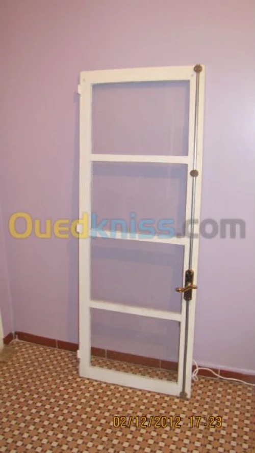 Vend fenetres en bois