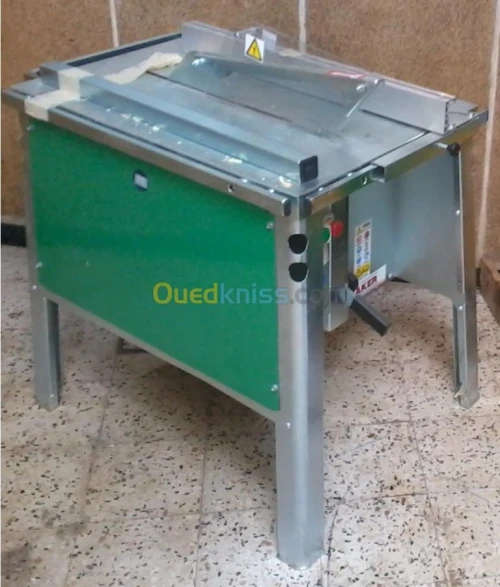 Scie circulaire a table