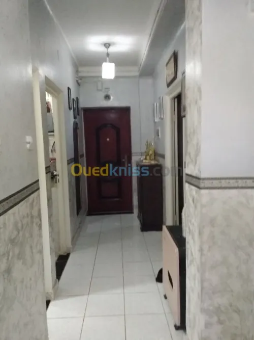 Echange Appartement F3 Alger Douera