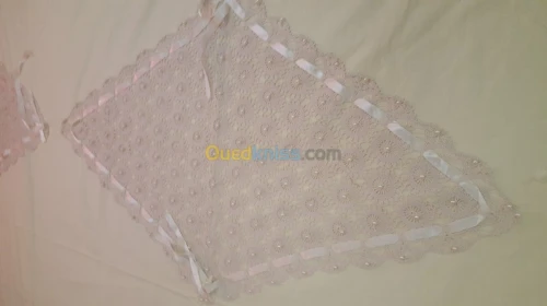 Drap de mariés avec applique