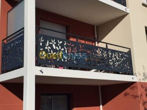 Rideau mètallique électrique ou manuel