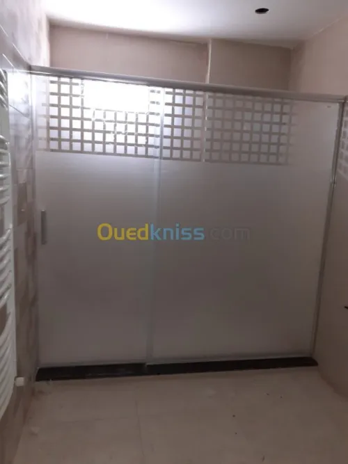 vitrines & cabine de douche vr