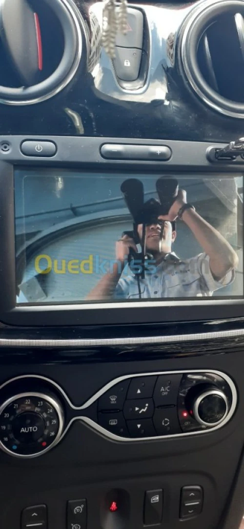 Flash Medianav lecture video gps camer