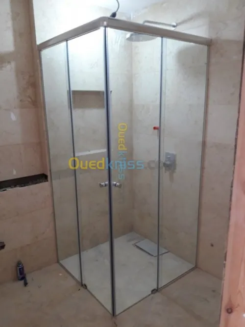 cabine vitrine en verre tremp
