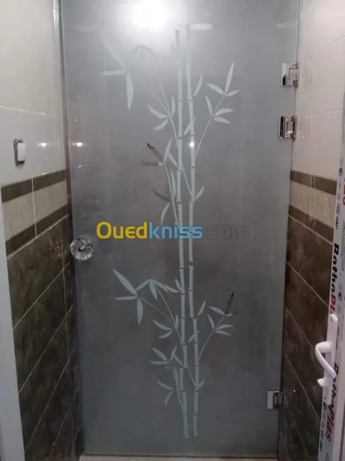 cabine vitrine en verre tremp