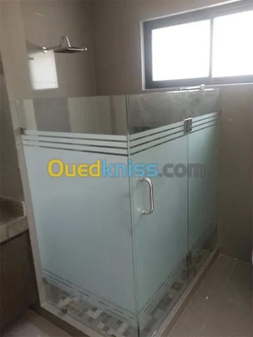 cabine vitrine en verre tremp
