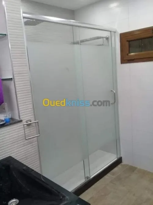 cabine vitrine en verre tremp