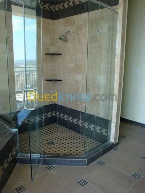 cabine vitrine en verre tremp