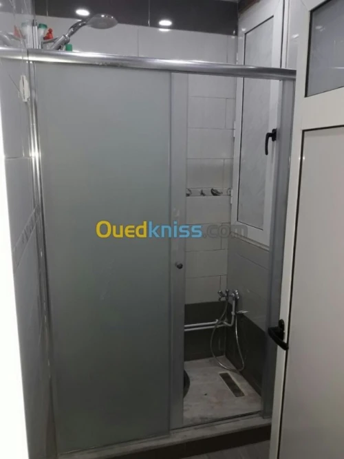 cabine vitrine en verre tremp