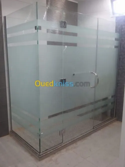 cabine vitrine en verre tremp