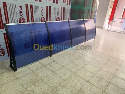 Polycarbonet et toux profile de braque