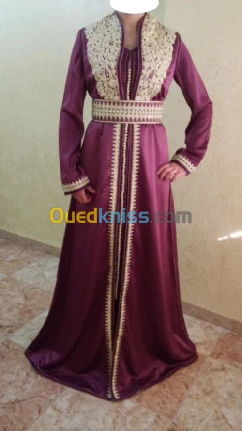 Caftan marocain (kaftan) قفطان