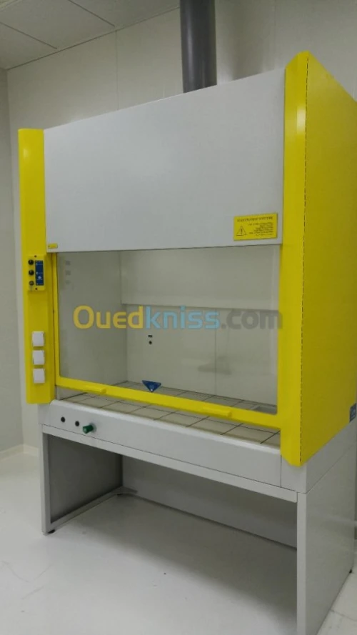 hottes chimiques  disponible 
