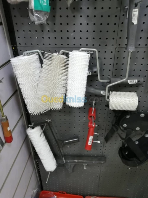 OUTILS DE PEINTURE ET DECORATION DEKOR