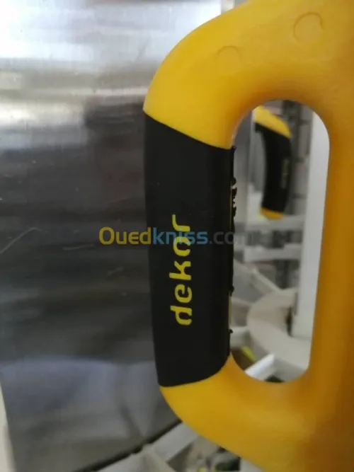 OUTILS DE PEINTURE ET DECORATION DEKOR