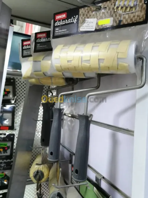 OUTILS DE PEINTURE ET DECORATION DEKOR