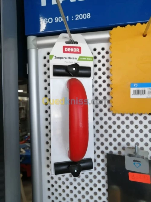 OUTILS DE PEINTURE ET DECORATION DEKOR