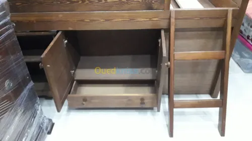Lit mezzanine enfant avec escalier 