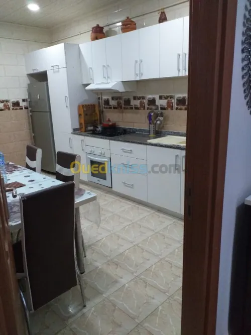 Vente Appartement F4 Alger Bordj el bahri