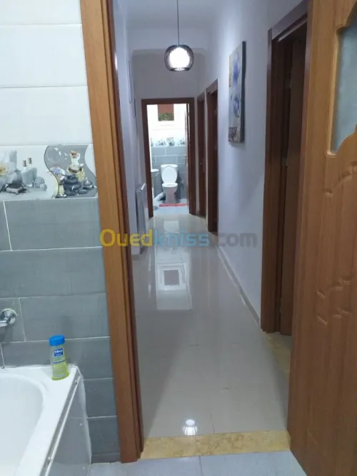 Vente Appartement F4 Alger Bordj el bahri