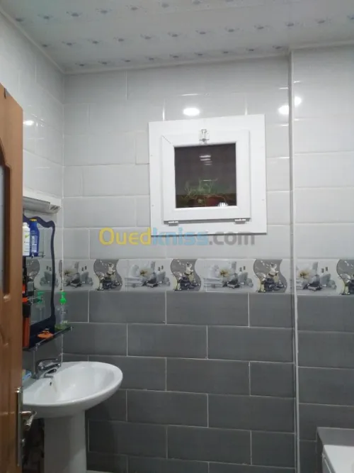 Vente Appartement F4 Alger Bordj el bahri