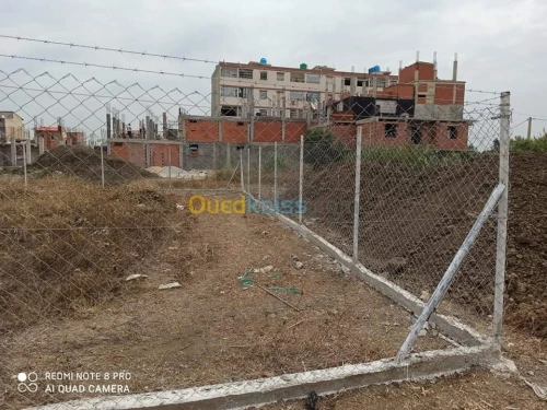 Clôture grillage et panneaux