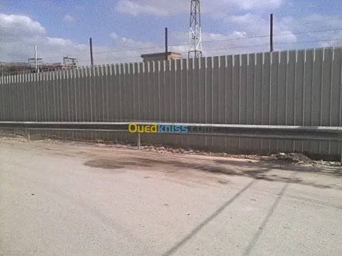 Clôture grillage et panneaux