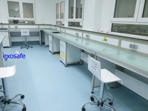 EQUIPEMENT DE LABORATOIRE 