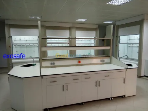 EQUIPEMENT DE LABORATOIRE 