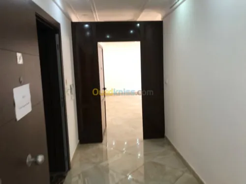 Location Appartement F3 Alger Dely brahim