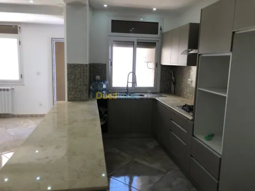 Location Appartement F3 Alger Dely brahim