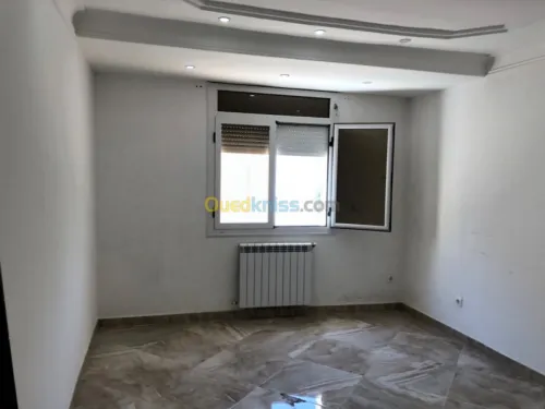 Location Appartement F3 Alger Dely brahim