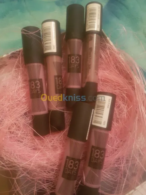 Maquillage de marque originale