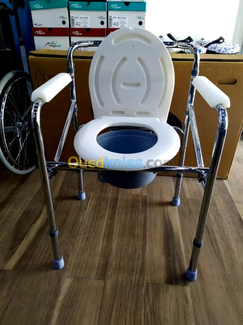 Chaise garde-robe pliable 