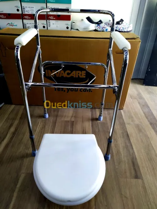Chaise garde-robe pliable 