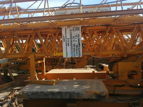 location de grue mobile et à tour 